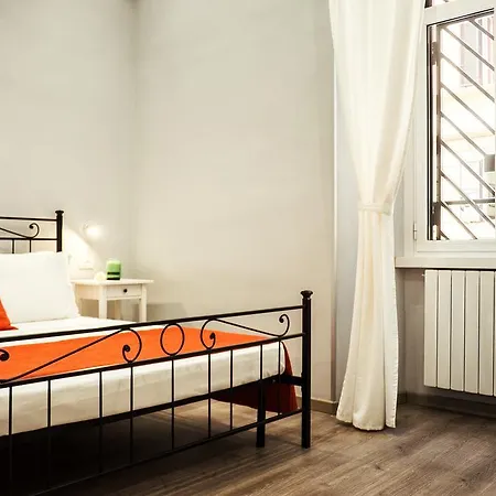 Spacious Apt Via Dei Mille